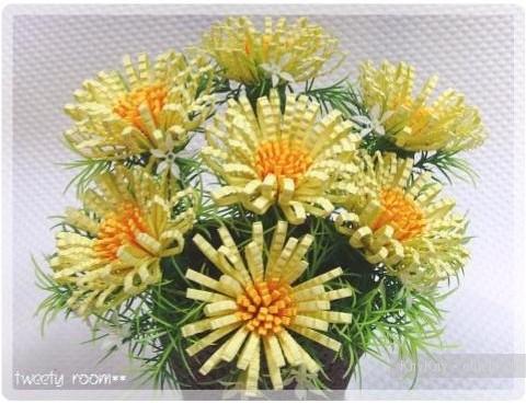 Цветы, ваза с цветами - поделки своими руками из гофрированного картона