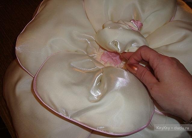 Декоративная подушка роза своими руками