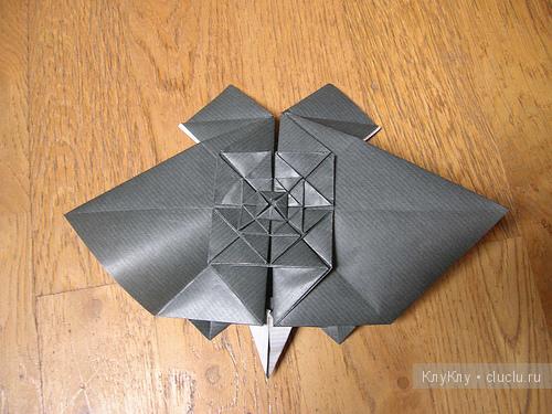 Летучая мышь. Сложное оригами со схемой сборки